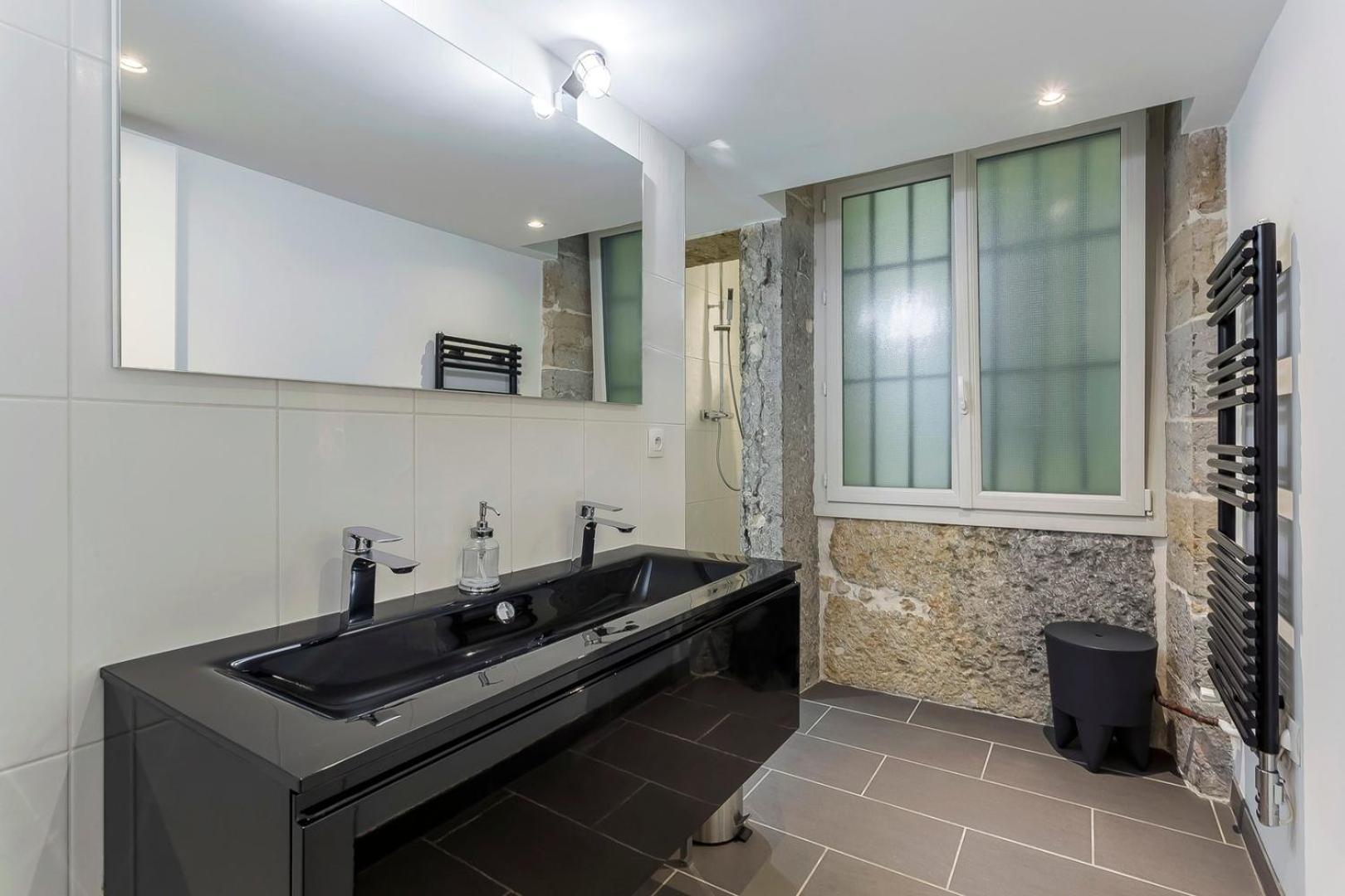 Charlie-Meublee Haut De Gamme-Duplex-260M2-Lyon 1 Eksteriør billede